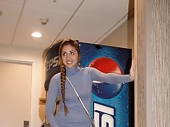 9 pictures - Keira Romero Has Dress Trouble