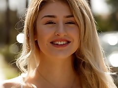8 pictures - Ksenia Gali Pretty Little Hairs