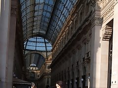 8 pictures - Vincenza Boscone Tour Di Milano