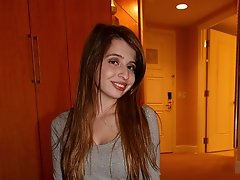 8 pictures - Lola Arburg Greases The Sheets