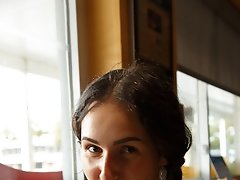 8 pictures - Dita Vetone Crab Slappers I